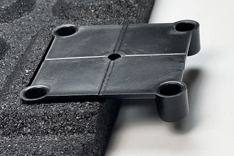 Rubber-Tiles-Connector